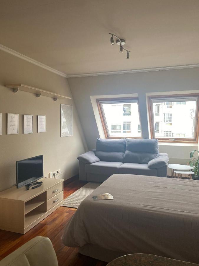 Estudio Plaza Eliptica B&B Vigo Extérieur photo